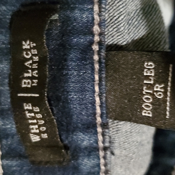 White house/Black Market Jean's Boot Leg Size 6 R - Picture 4 of 4